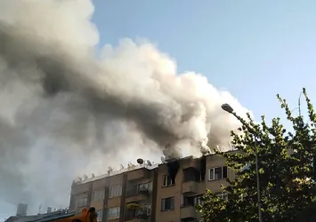 Bursa'da korku dolu anlar! Evde çıkan yangın 1 saatte söndürüldü