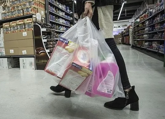 Market alışverişinde yeni dönem! Ücretli naylon poşetten sonra yeni sistem geliyor