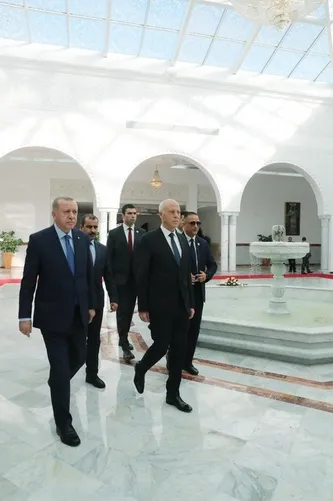Başkan Erdoğan Tunus'a sürpriz ziyaret! Cumhurbaşkanı Said görüşecek - 2