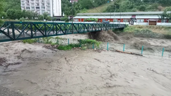 son-dakika-kastamonuda-2-kopru-coktu-dukkan-acmayin-uyarisi-1656307748578.jpg Son dakika: Kastamonu'da 2 köprü çöktü! 'Dükkan açmayın' uyarısı - 2