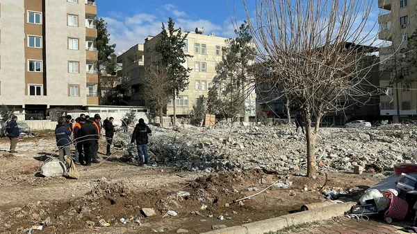 Son dakika: Kahramanmaraş depreminde yıkılan binalar ve yağma-hırsızlık soruşturmalarında 116 kişi tutuklandı