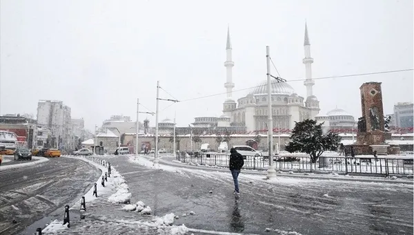 akomdan-istanbul-icin-son-dakika-uyarisi-yarindan-itibaren-etkili-olacak-i-5-gunluk-hava-durumu-1613575528402.jpg AKOM'dan İstanbul için son dakika uyarısı! Yarından itibaren etkili olacak I 5 günlük hava durumu - 1