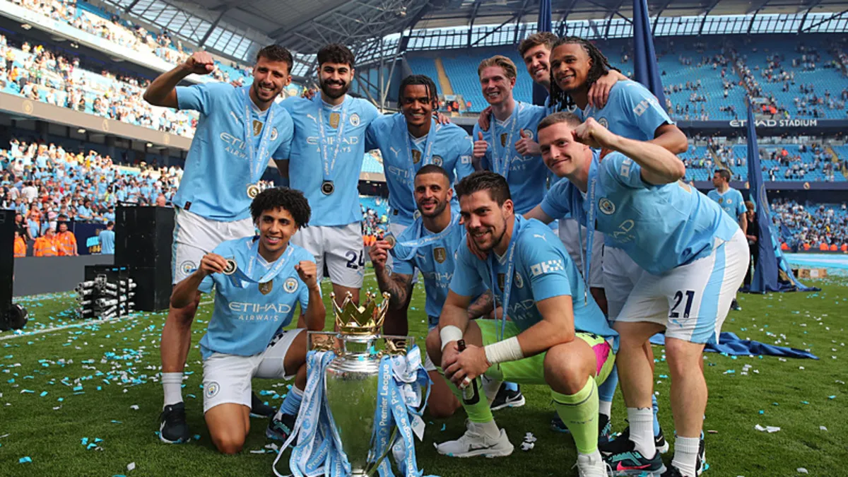 Premier Lig'de Manchester City şampiyon oldu