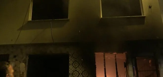 Canı sıkıldıkça evini yakıyor! Mahalleli isyan etti
