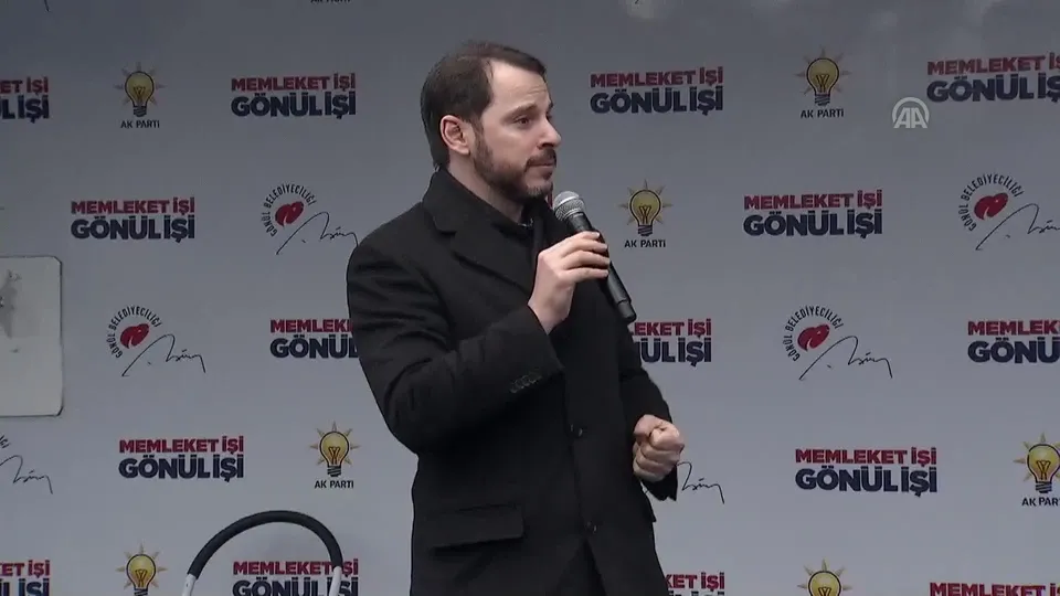 Bakan Albayrak: AK Parti belediyeciliği her zaman tarih yazmıştır .