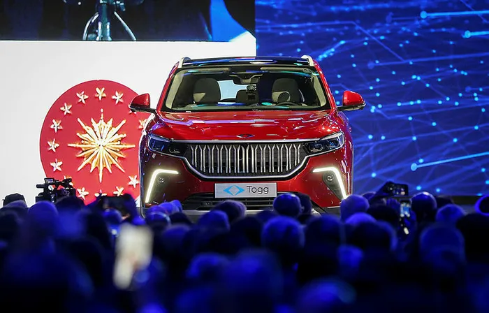 Seri üretim Togg banttan indi! Başkan Erdoğan’dan ilk test sonrası flaş açıklamalar: Çılgın Türkler geliyorlar diyecekler!