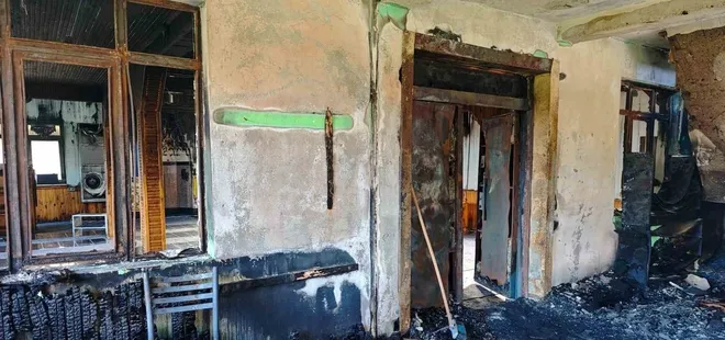 Yanan cami yeniden inşa edilecek