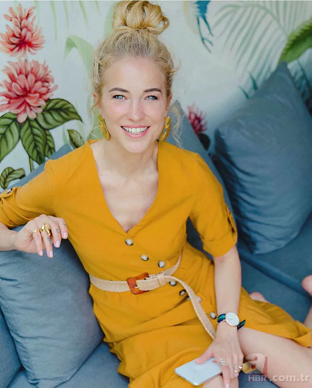 Burcu Esmersoy ve Berk Suyabatmaz boşanıyor mu? Açıklama geldi 5