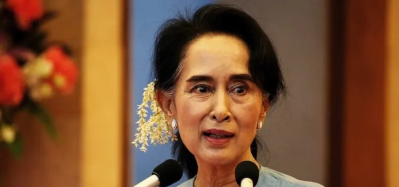 Aung San Suu Çii'ye verilen nişan geri alındı