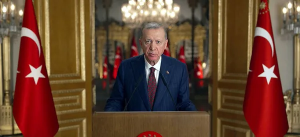 baskan-erdogan-deprem-konutlarinin-hak-sahiplerine-teslimine-baslayacagiz-1697293846054.jpg Başkan Erdoğan: Deprem konutlarının hak sahiplerine teslimine başlayacağız - 1