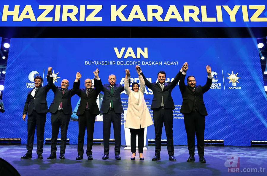 AK Parti'nin Ankara ve İzmir adayları açıklandı! 17'si büyükşehir 48 il daha belli oldu! Başkan Erdoğan duyurdu... 35
