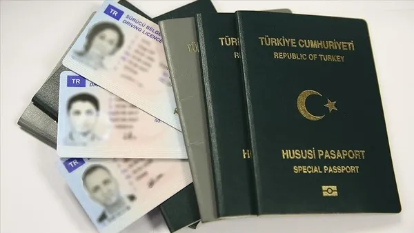 degerli-kagit-bedelleri-aciklandi-fiyatlar-degisti-iste-2024-zamli-ehliyet-pasaport-yeni-kimlik-cikarma-ucretl-1703745212136.jpg 2024 yılında hepsi değişiyor! Ehliyet, pasaport, yeni kimlik fiyatları ne kadar, kaç TL oldu? - 1