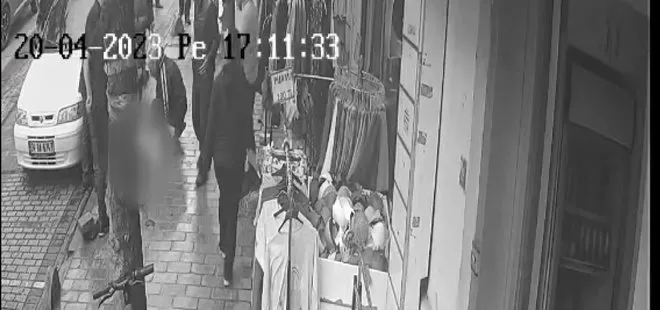 İstanbul Fatih'te korku dolu anlar! 4'üncü kattan yere çakıldı! O anlar kamerada
