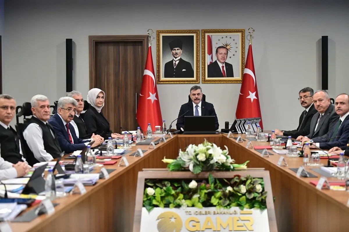 Bakan Çiftçi’den okul güvenliği için yeni talimat! Görevliler 30 dakika önceden hazır olacak - 1