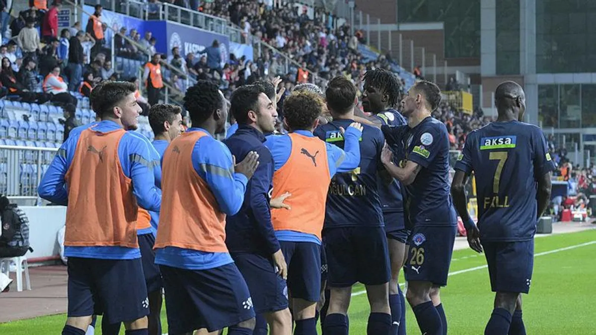 Kasımpaşa Beşiktaş'ı 2-1 mağlup etti! Evinde 'Paşa'lar gibi