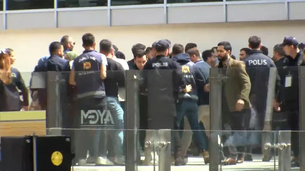 Almanya Cumhurbaşkanı Steinmeier İstanbul’a geldi | Steinmeier’a Filistin protestosu