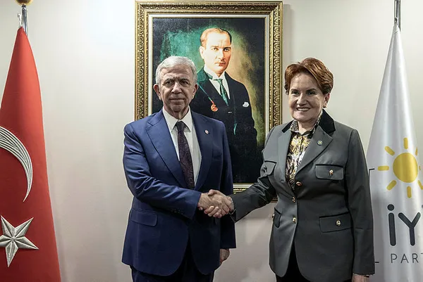 yerel-secimler-oncesi-on-pazarlik-1700747865173.jpg Yerel seçimler öncesi ön pazarlık! Yavaş'tan Akşener'e ziyaret! Özgür Özel İYİ Parti'nin kapısını aşındırıyor: İş birliği yapmalıyız - 5