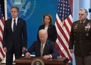 Joe Biden canlı yayında imzayı attı