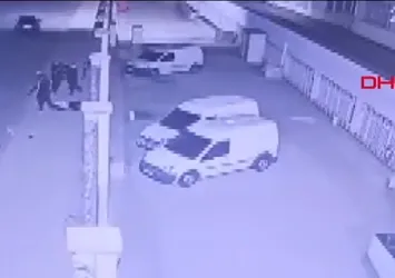 Arkadaşını silahla öldürdü