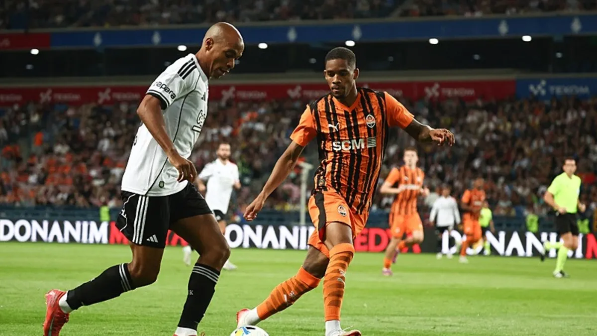 Beşiktaş'ın St. Patrick's maçlarının hakemleri belli oldu!