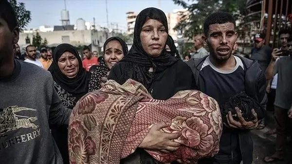1699650654307.jpeg İsrailli Haham sınırları aştı! Filistinliler için insanlık dışı sözler: Hayvanlarla uğraşıyoruz - 3