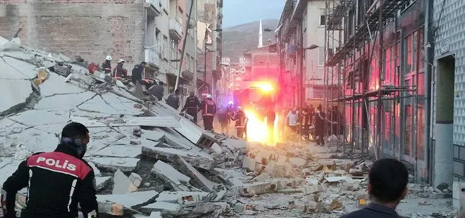 SON DAKİKA! Malatya’da ağır hasarlı bina çöktü! Acı haber geldi