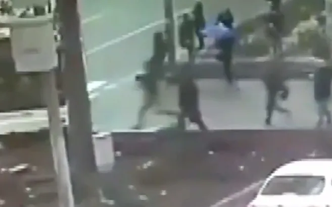 Ankara'da otobüs yayalara çarptı