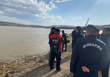 Kızılırmak’a düşen 17 yaşındaki işçi 26 saat sonra ölü bulundu