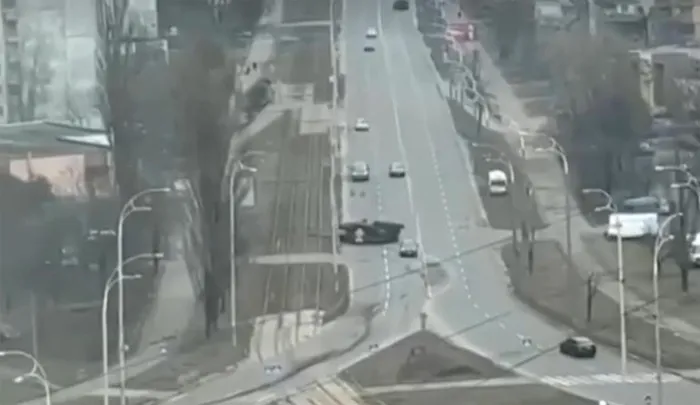 SON DAKİKA! Vladimir Putin duyurdu: Donbas’a askeri harekat başladı! Rusya Kiev’in batısını kuşattı