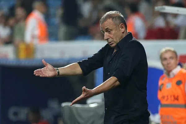 Trabzonspor tek attı üç aldı! Ümraniyespor 0-1 Trabzonspor MAÇ SONUCU-ÖZET