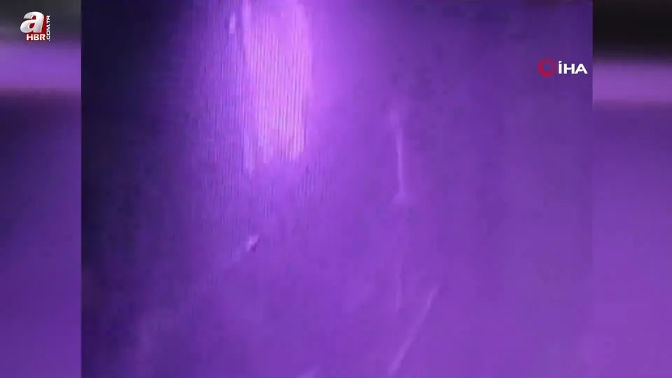 Balıkesir Ayvalık’ta gözlük fabrikası alev alev yandı