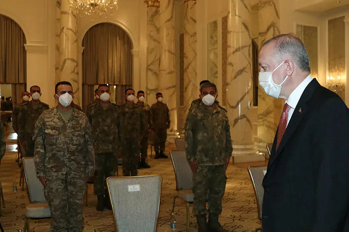 Son dakika: Başkan Erdoğan, Azerbaycan Görev Grubu'ndaki askerleri kabul etti - 1