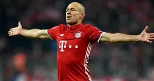 Robben bombası! Başkan devrede...