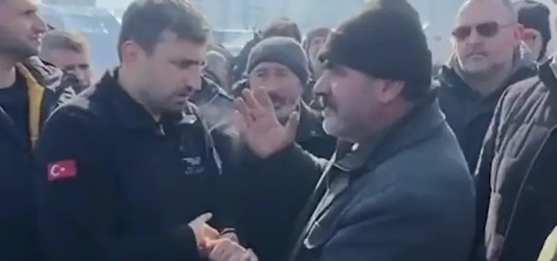 Deprem bölgesinde depremzede ile Selçuk Bayraktar'ın duygulandıran diyaloğu: "Burada zaman harcamayın gidin uçaklarınızı uçurun..."