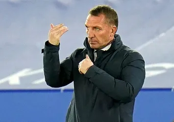 Leicester City menajeri Brendan Rodgers'tan örnek hareket: Oyuncusunu bakın neden oyundan aldı