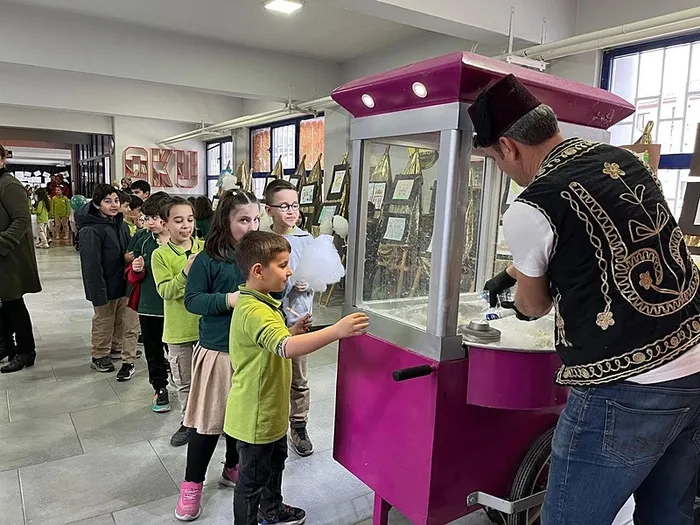 ramazan-ruhu-okullara-tasindi-velilerden-cimere-tesekkur-yagmuru-1772270917538.jpeg Ramazan ruhu okullara taşındı: Velilerden CİMER'e teşekkür yağmuru - 1