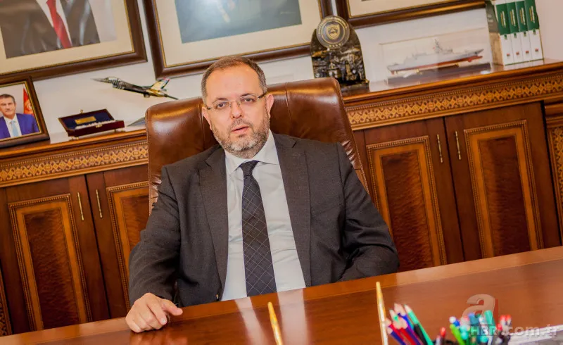 Erhan Afyoncu kimdir, kaç yaşında, aslen nereli? Prof. Dr. Erhan Afyoncu ne iş yapıyor, mesleği ne? Hayatı ve kariyeri... 4