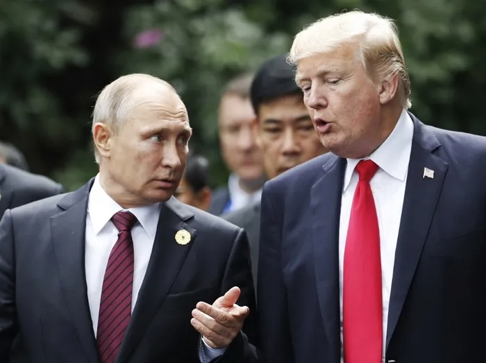 abd-baskani-trumptan-rusyaya-tehdit-yaptirimlar-ve-ek-vergiler-yolda-baska-carem-kalmayacak-1737614912097.jpg Rusya devlet Başkanı Vladimir Putin ve ABD Başkanı Donald Trump (AFP)