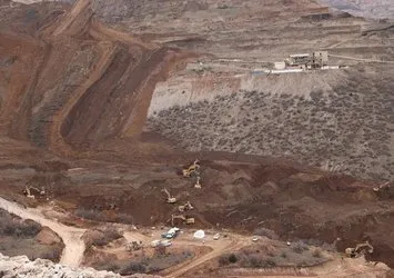 İliç’teki maden faciası | Bakan Bayraktar yeni gelişmeyi duyurdu: Toprak altında kalan 1 işçinin naaşına ulaşıldı