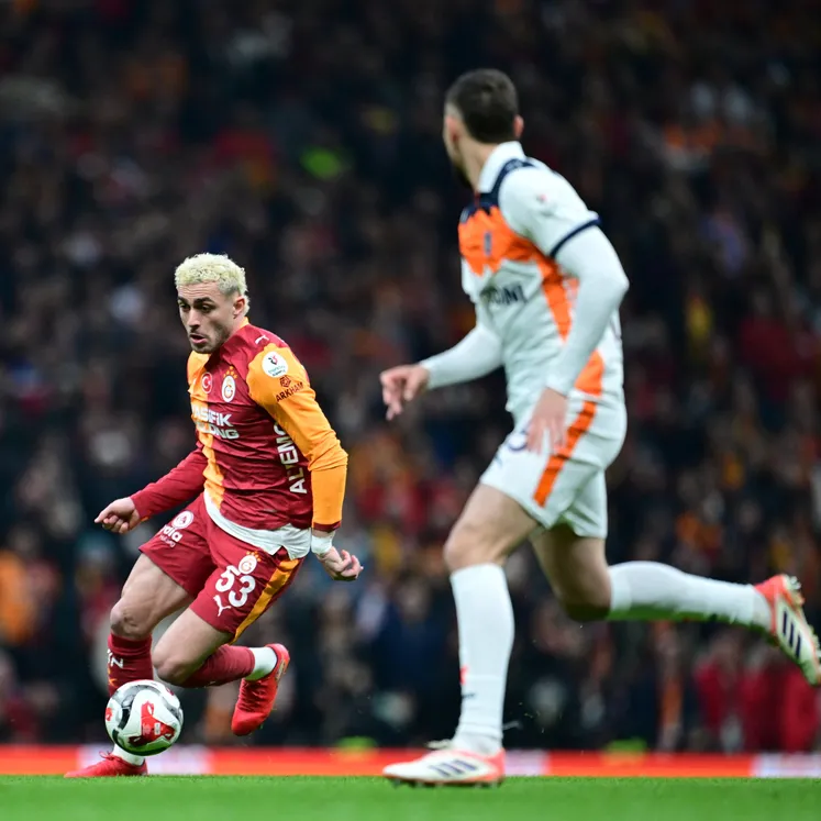 Lider zirvede farkı açtı