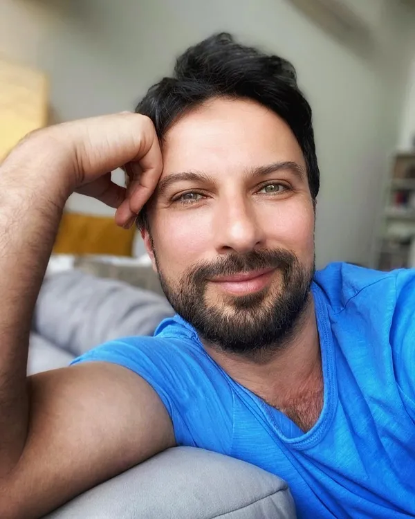 1642342526737.jpg Megastar Tarkan’dan sevenlerine müjdeli haber! Kesenin ağzını açan Tarkan’ın ayırdığı bütçe dudak uçuklattı - 5