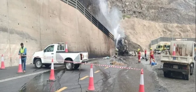 Suudi Arabistan’da umrecileri taşıyan otobüs alev topuna döndü: 20 kişi hayatını kaybetti