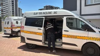 Gaziantep'te korkunç olay! 8. kattan kucağındaki oğluyla atladı