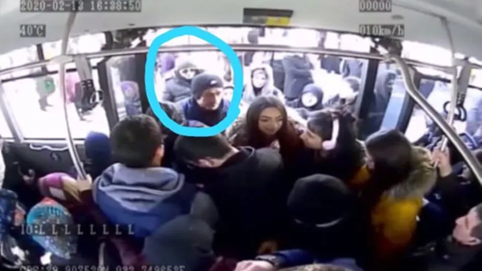 Koronavirüs bahanesiyle maske takıp yankesicilik yaptılar! 4 kişi yakalandı