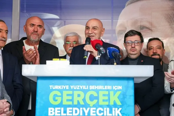 1709393284758.jpg Turgut Altınok'tan Yavaş'a sert eleştiri: 100 tane söz vermişsin 90 tanesini yerine getirmemişsin - 5