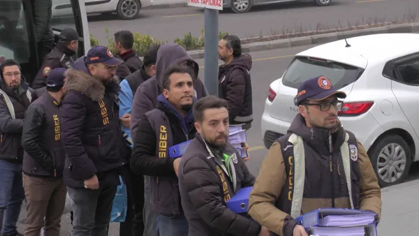 Türkiye genelinde sahtecilik yapan çete çökertildi - 4