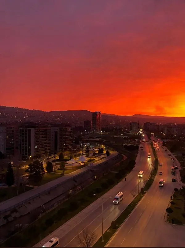 1648584738535.jpg Tüm Türkiye'yi etkisi altına alacak! Meteoroloji gün vererek uyardı! Perşembe ve Cuma gününe dikkat! Kuvvetli çöl tozu dalgası... - 6