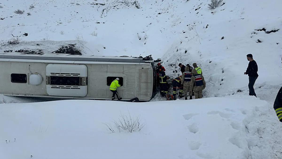 Yolcu otobüsünde 26 kişinin canını kurtardı: Fren tutmuyor sola kırabildiğin kadar kır