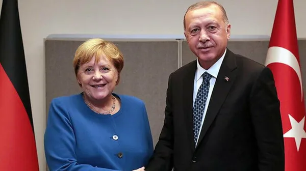 Son dakika: Başkan Erdoğan Almanya Başbakanı Merkel ile görüştü