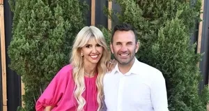 Eski eşler Paris’te buluştu!